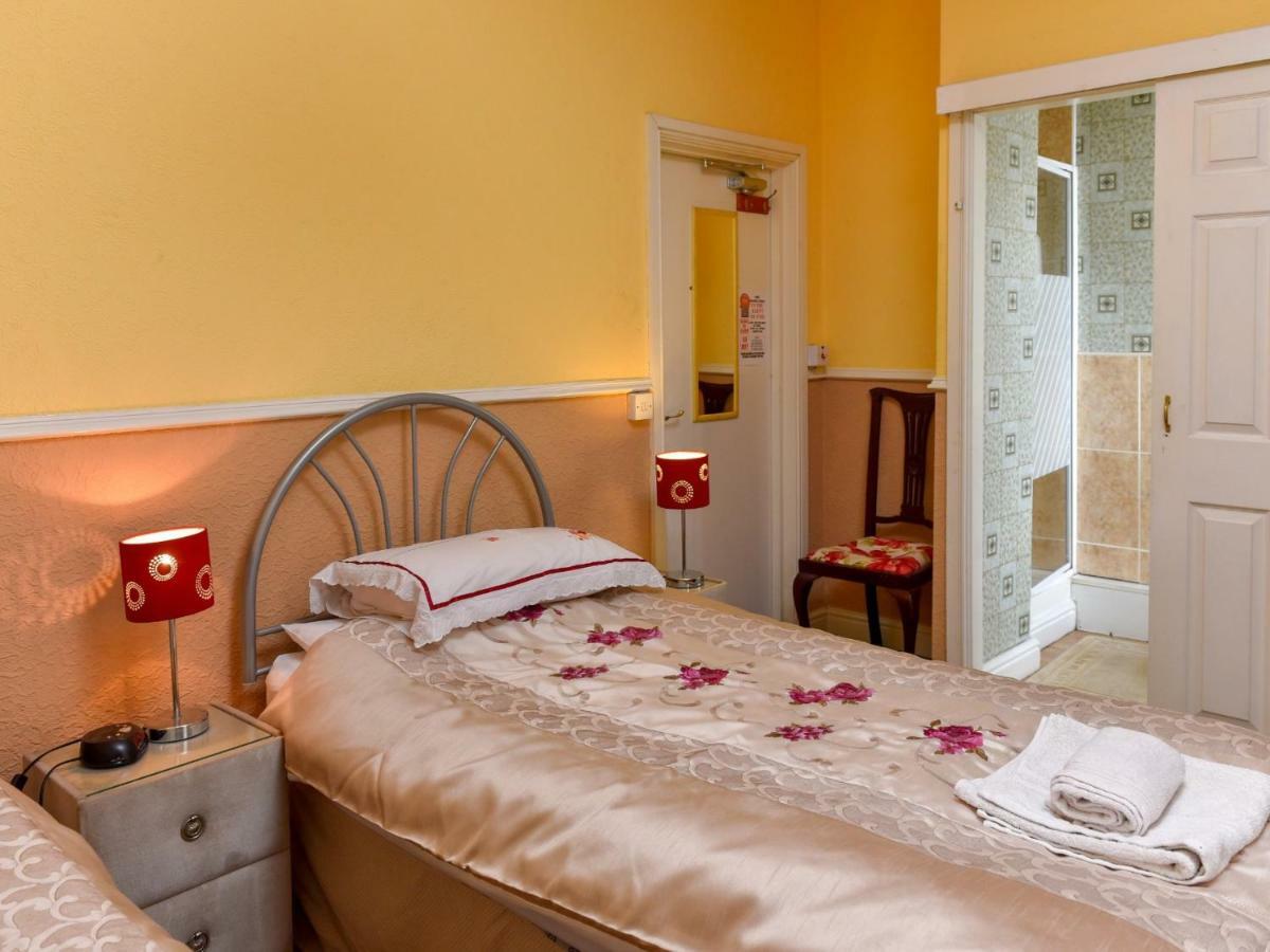 קרליסל The Warren Guest House מראה חיצוני תמונה